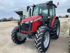 5711 ESSENTIAL MR Farm Tractors