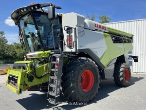 LEXION 7400 TRADITION Tractors