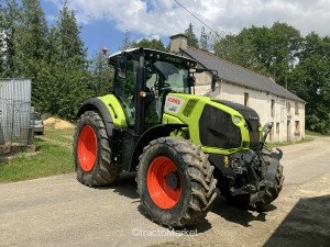 AXION 800 SUR MESURE Tractors