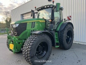 TRACTEUR JOHN DERRE 6R250 Déchaumeur