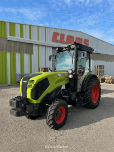 NEXOS 230 S Tracteurs