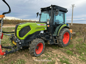 NEXOS 240 M TRADITION Tracteur agricole