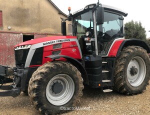 TRACTEUR 8S205 Presse à balles rondes