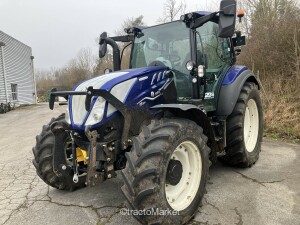 TRACTEUR NH T5-120 DYNAMIQUE Round baler