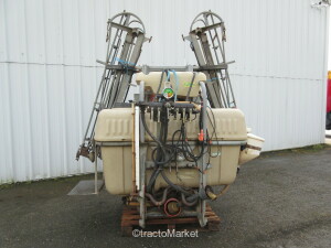 PULVERISATEUR AGUIRRE 1000L Stubble cultivator