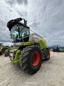 JAGUAR 950 -STAGE V 4 ROUES Precision Seeder