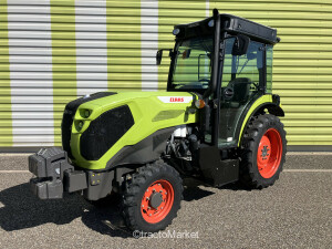 NEXOS 220 S Vineyard tractors