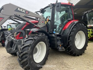 VALTRA N135 + T412 Flail mower