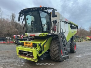 LEXION 5300 OFFRE EXCLUSIVE Combine harvester