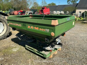 DISTRIBUTEUR D'ENGRAIS Accueil