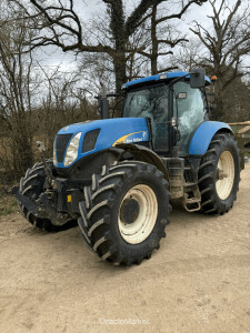 TRACTEUR N-H T7040 Accueil